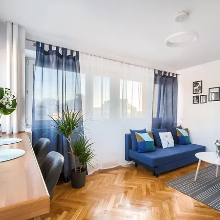 Apartment Zgoda 13